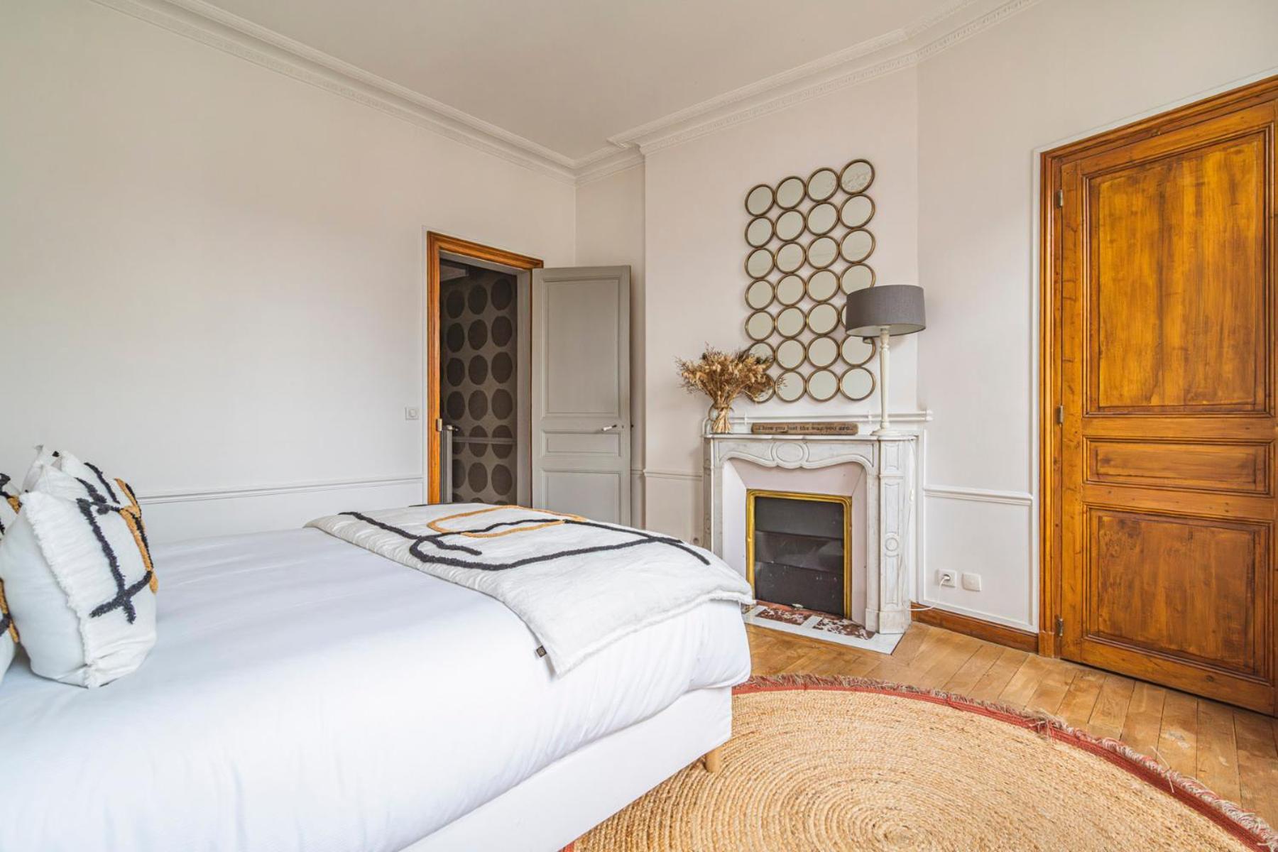 L'Elegance Vue Parc Reims Exterior foto